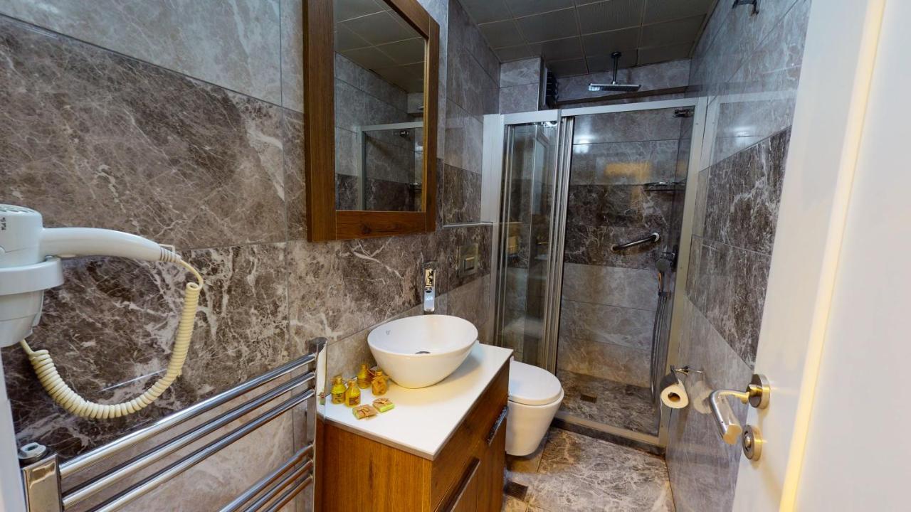 เดอะ วูล์ฟ โฮเทล Hotel อิสตันบูล ภายนอก รูปภาพ